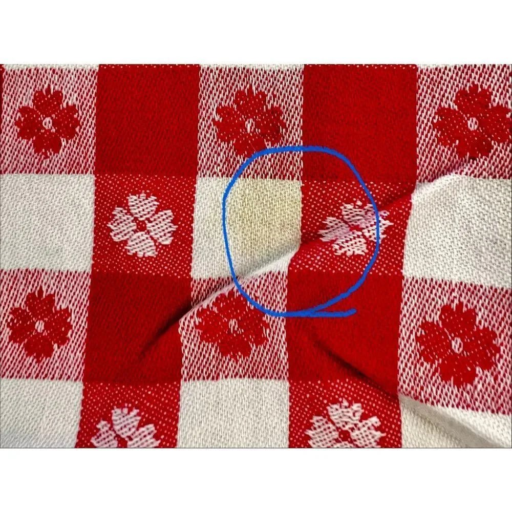 No Brand cheerful tablecloth